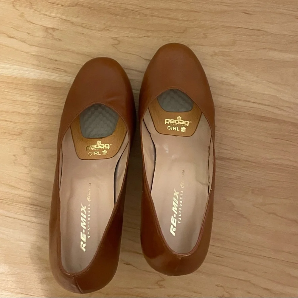 Remix vintage shoes babydoll heels 7.5 Cognac - Picture 7 of 8